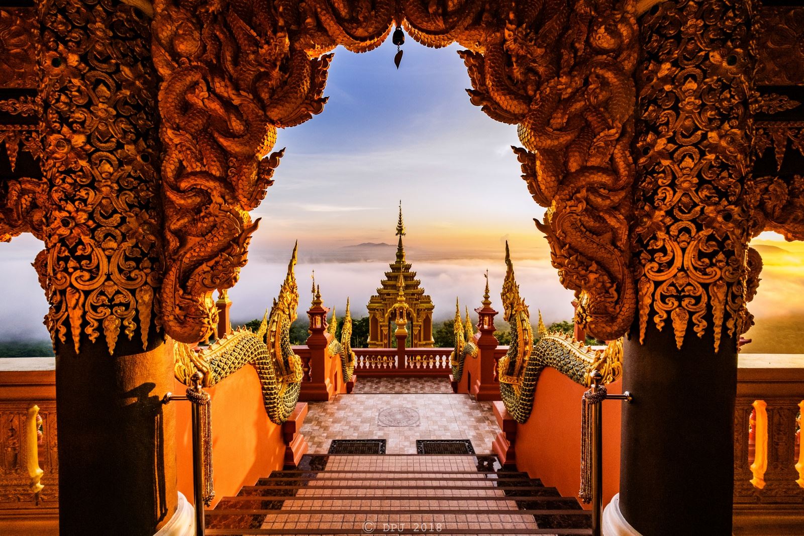 วัดพระธาตุดอยฟ้าฌาณ ไหว้พระ ได้บุญ ชมวิวบนภูเขาสูง